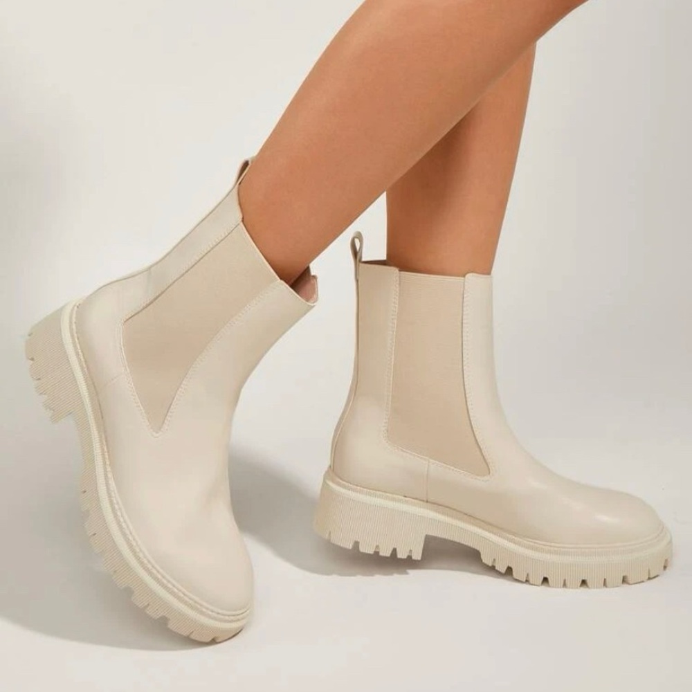 Chelsea Boots